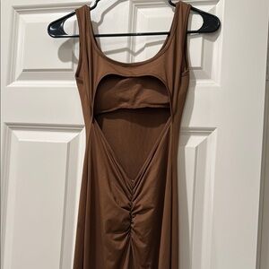 Brown Sleeveless V-Back Open Wide Leg Jumpsuit w Scrunch Butt